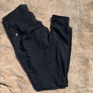 Fabletics pocket, power hold leggings